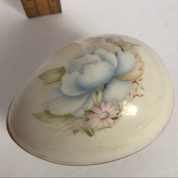 Sadler egg shape trinket box - Picture 4 of 5